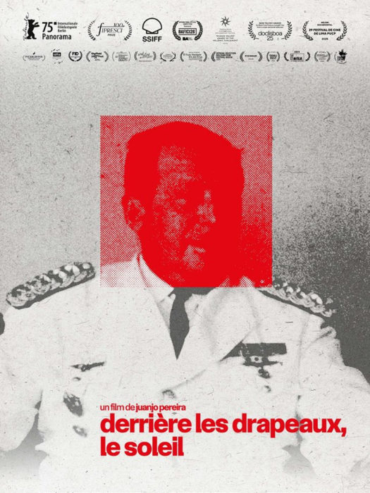 Affiche du film Derrière les drapeaux, le soleil